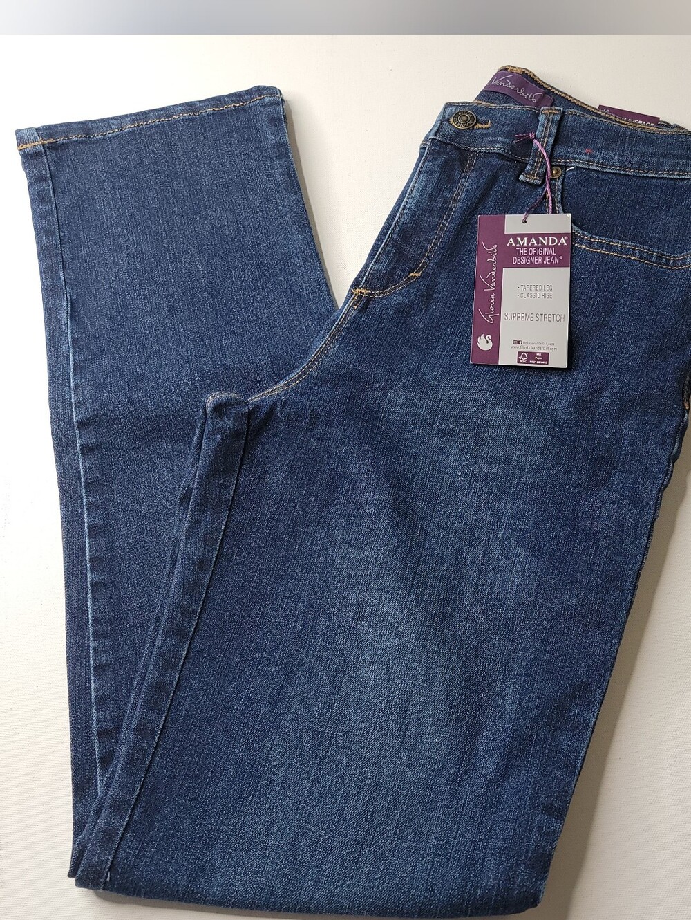 Gloria Vanderbilt Amanda Tapered Leg Classic Rise Jeans Size 4